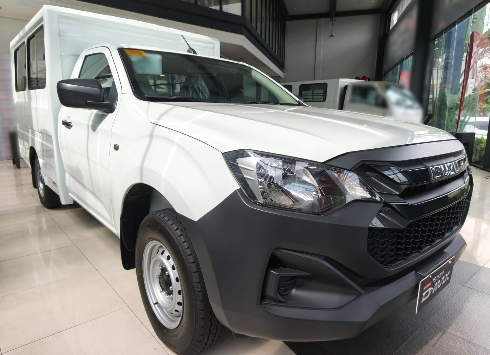 Used 1
                    ISUZU
                     for Sale Image