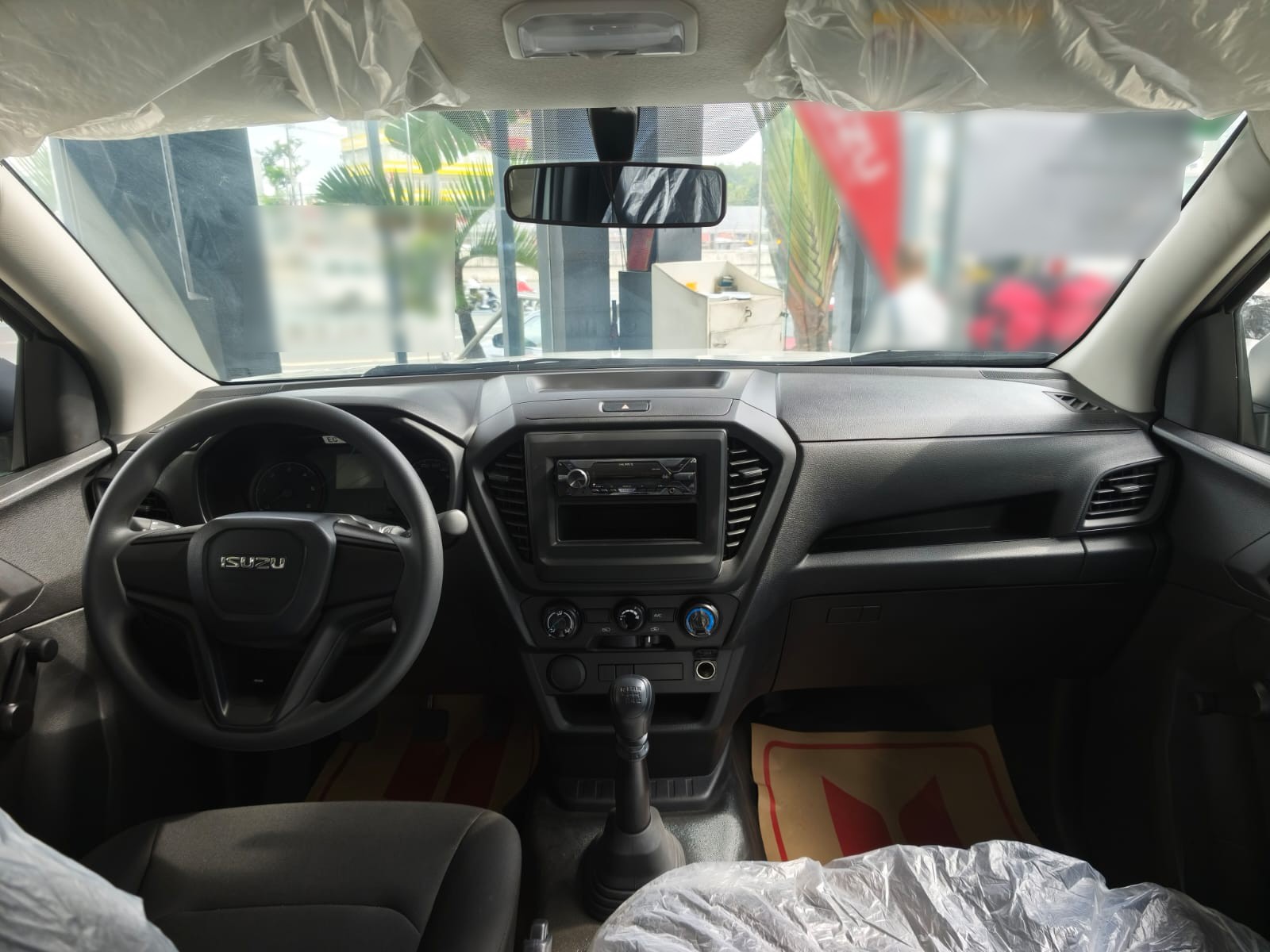 Used 1
                    ISUZU
                     for Sale Image