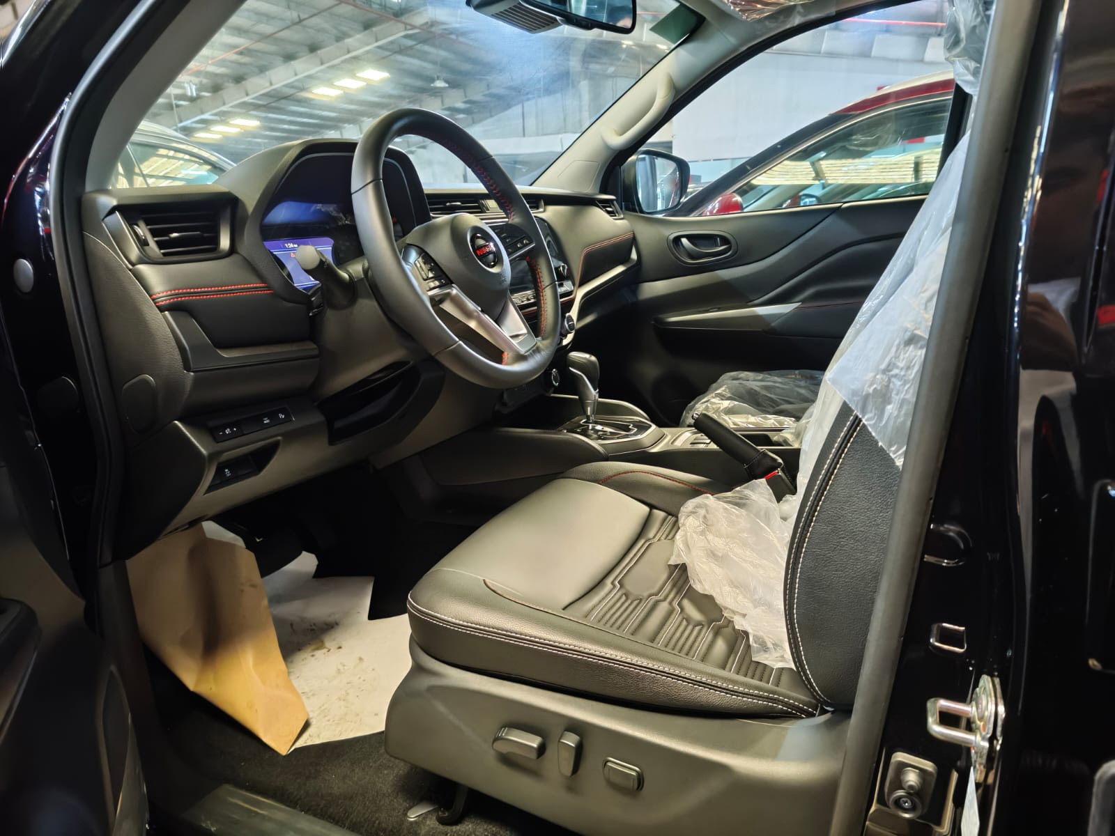 Used 1
                    NISSAN
                     for Sale Image