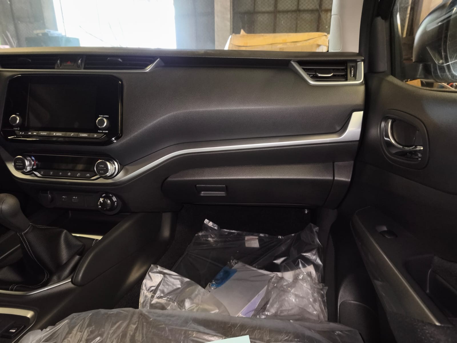 Used 1
                    NISSAN
                     for Sale Image
