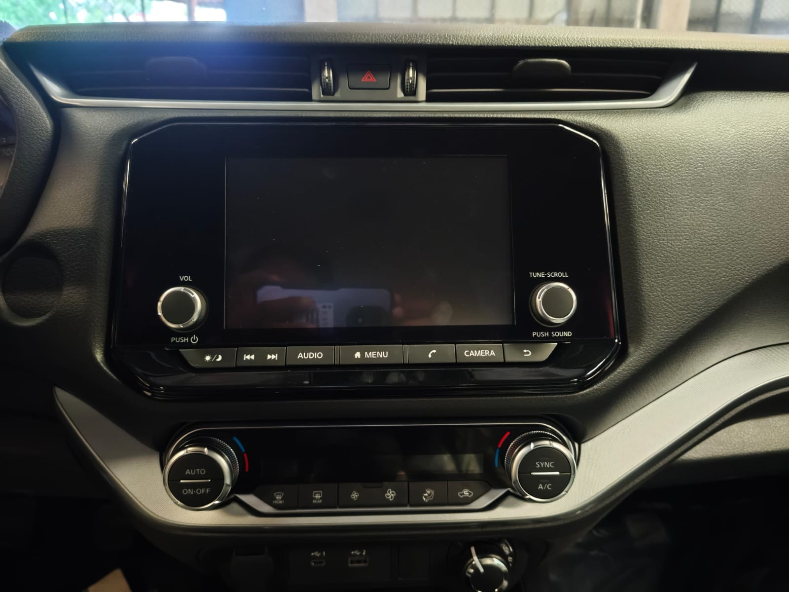 Used 1
                    NISSAN
                     for Sale Image