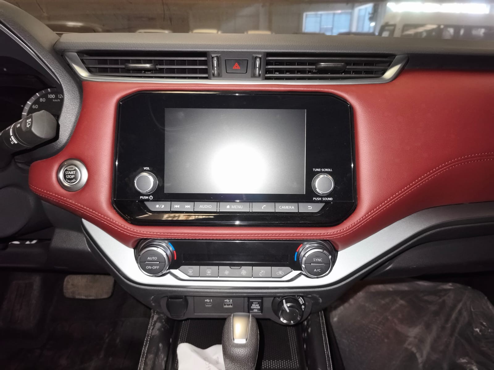 Used 1
                    NISSAN
                     for Sale Image
