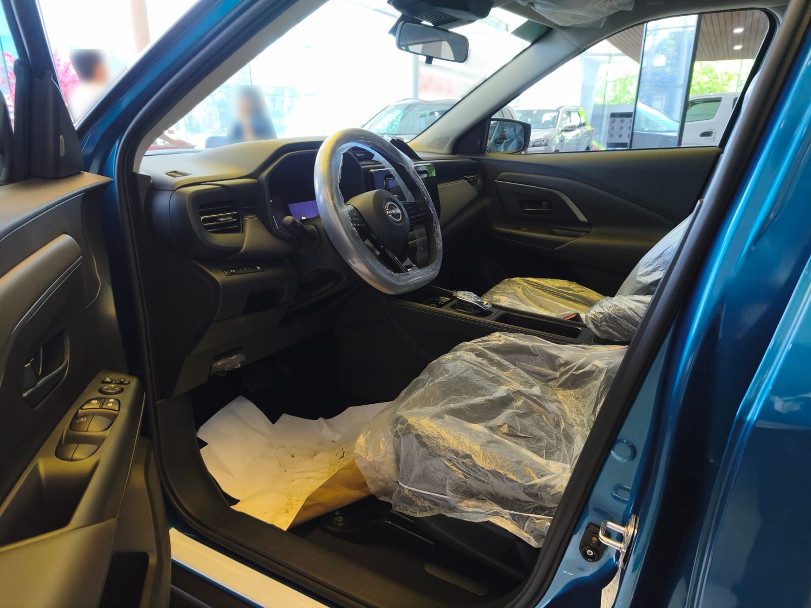 Used 1
                    NISSAN
                     for Sale Image