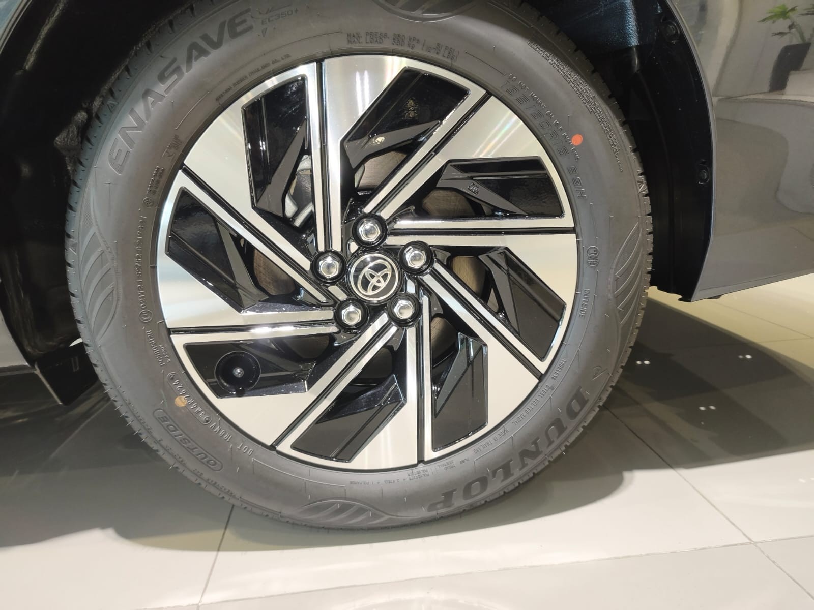 Used 1
                    TOYOTA
                     for Sale Image