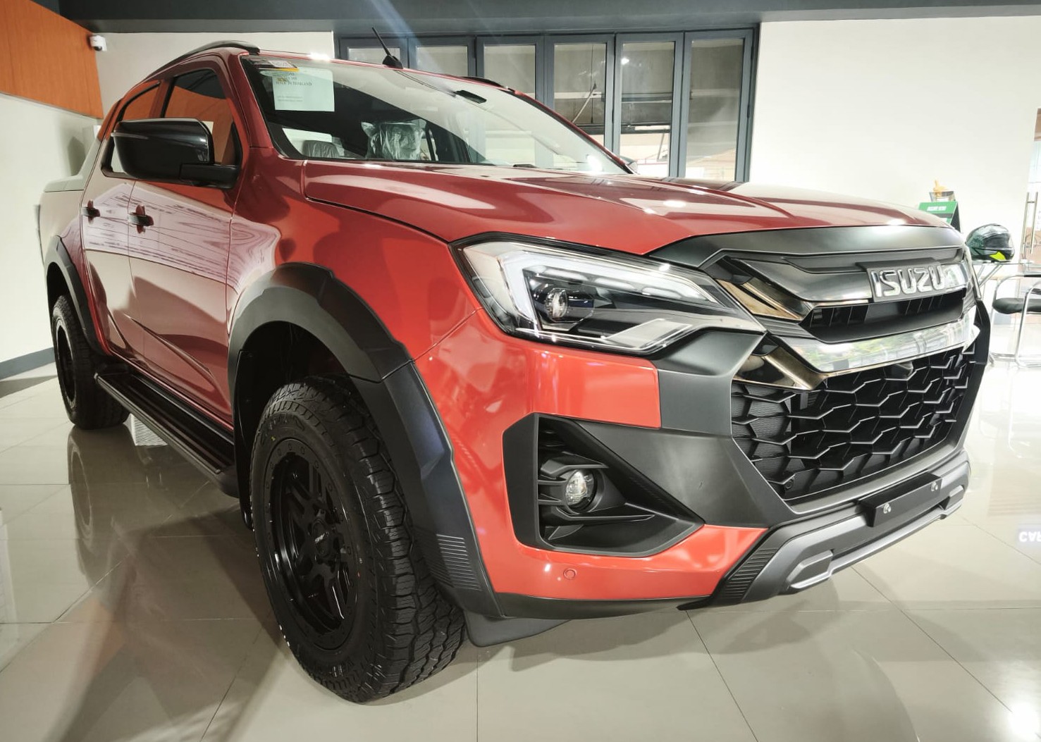 Used 1
                    ISUZU
                     for Sale Image