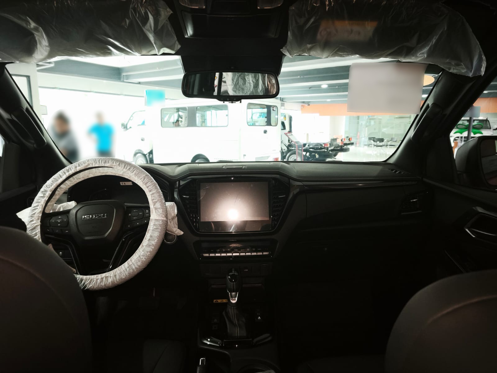 Used 1
                    ISUZU
                     for Sale Image