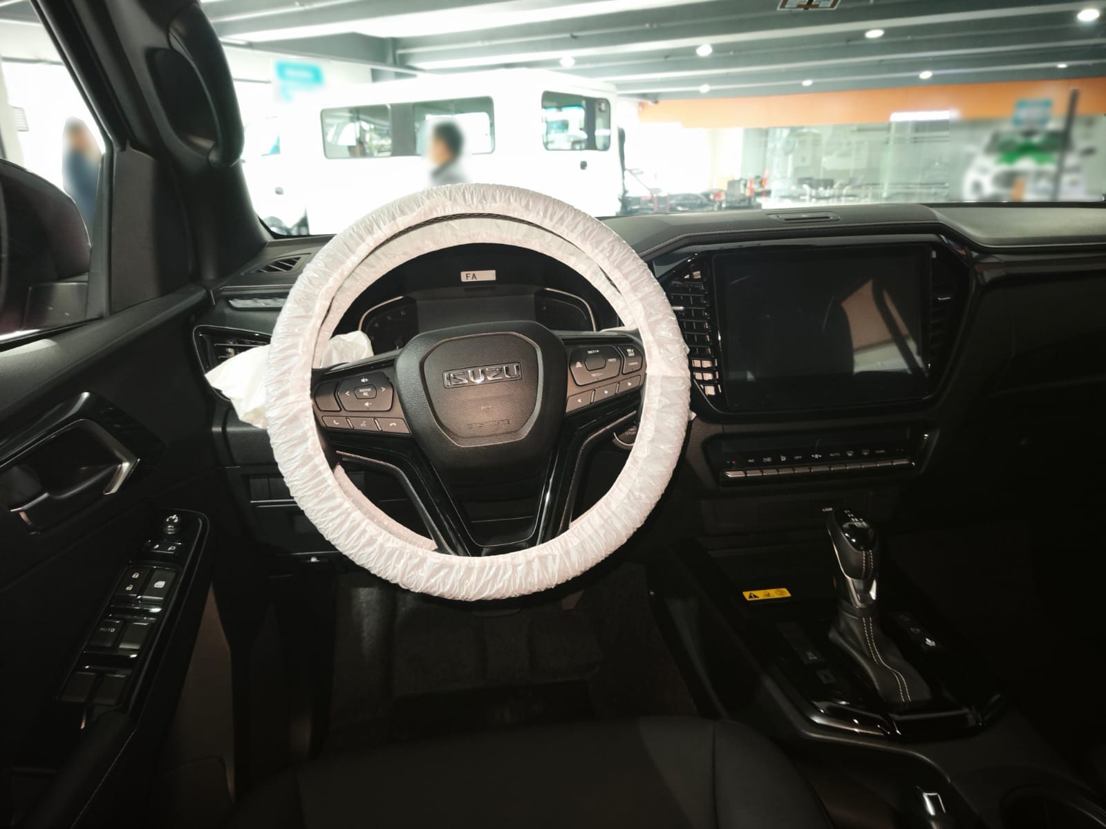 Used 1
                    ISUZU
                     for Sale Image