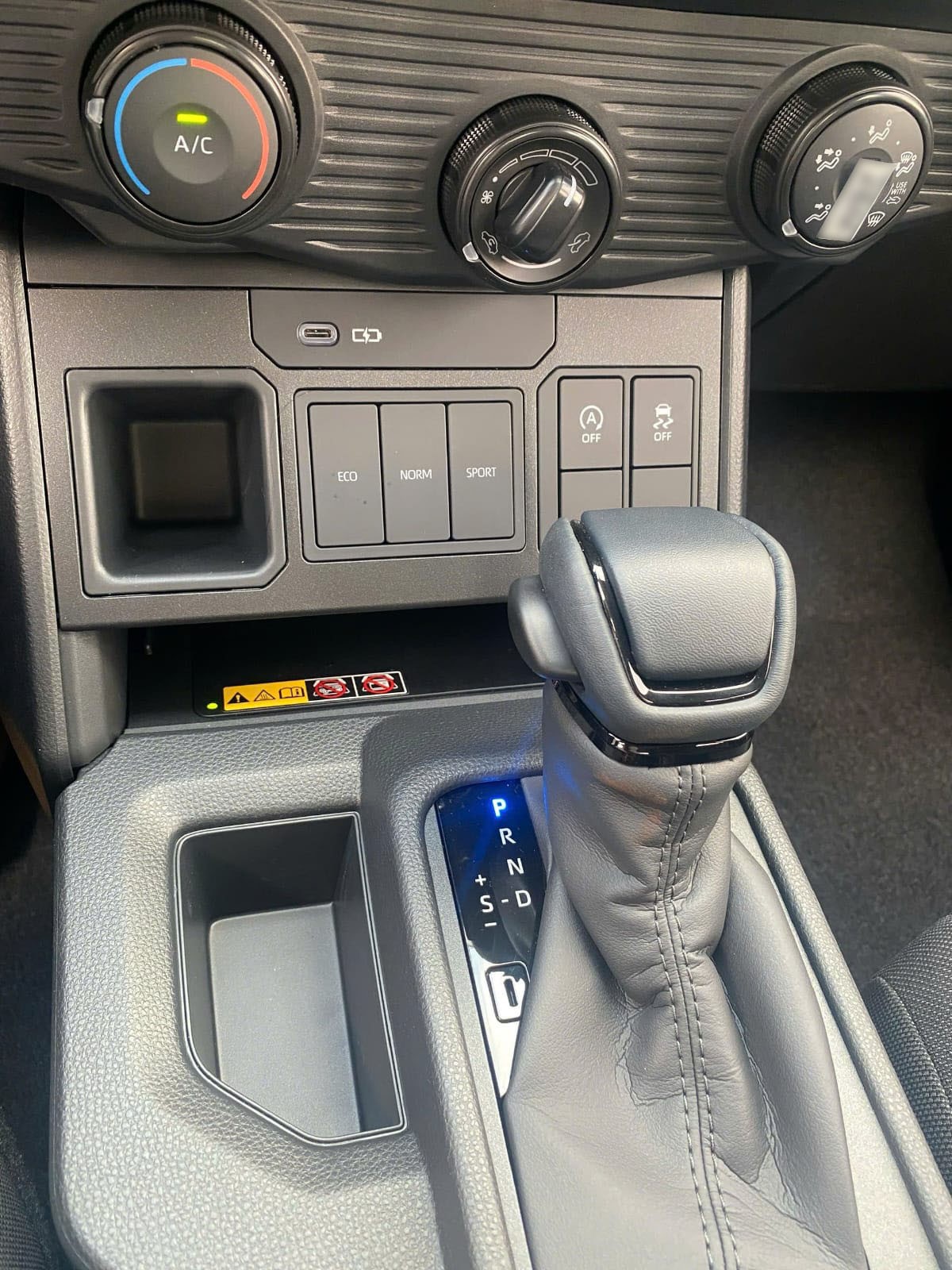 Used 1
                    TOYOTA
                     for Sale Image