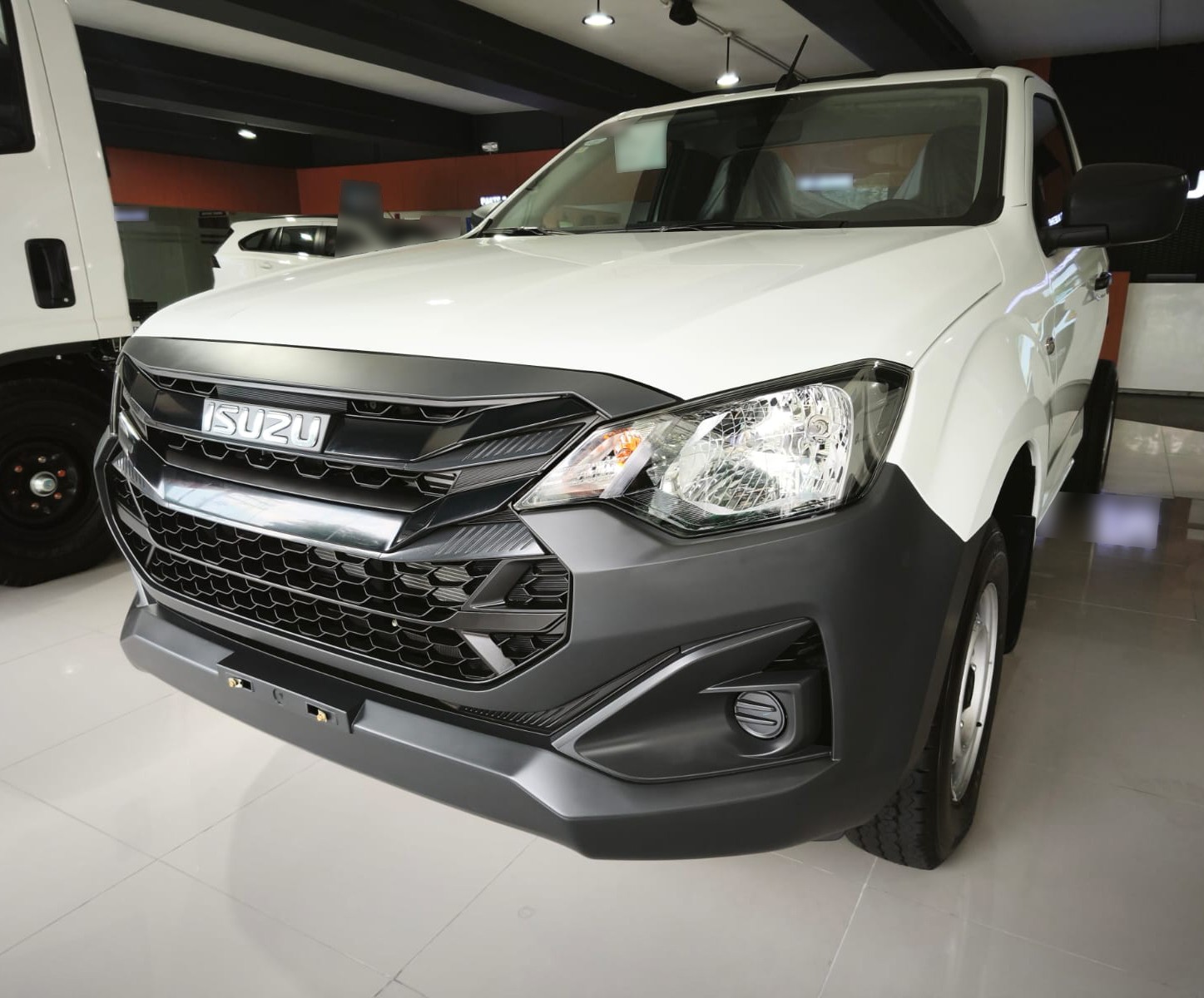 ISUZU
             
                 for Sale for Sale