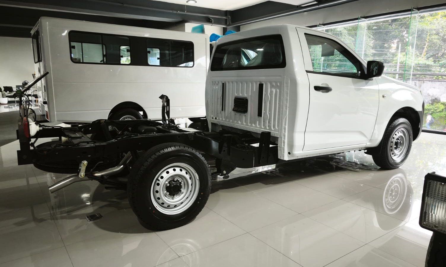 Used 1
                    ISUZU
                     for Sale Image
