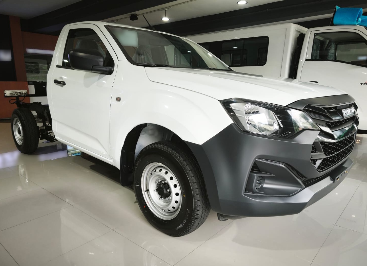 Used 1
                    ISUZU
                     for Sale Image