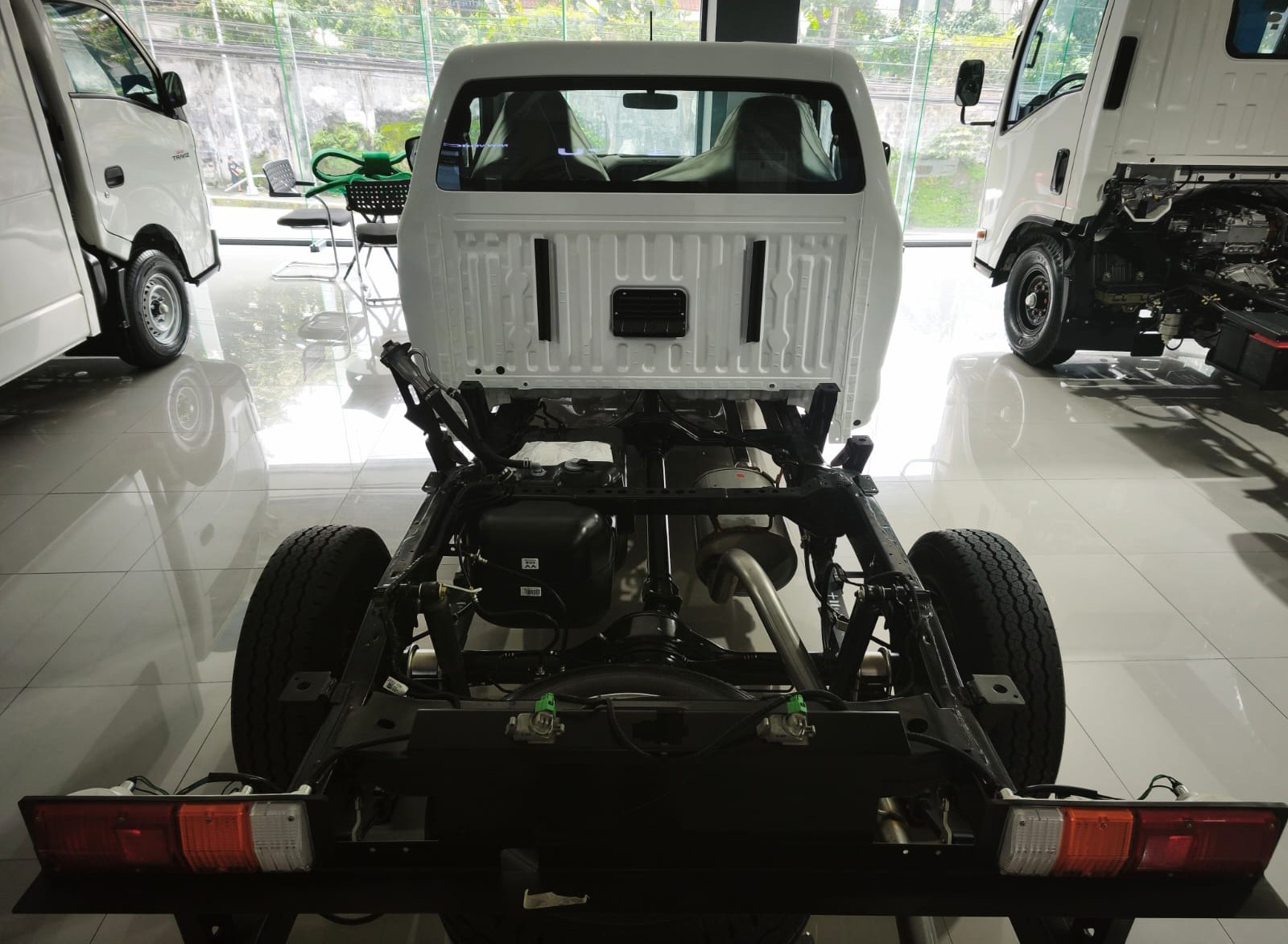 Used 1
                    ISUZU
                     for Sale Image