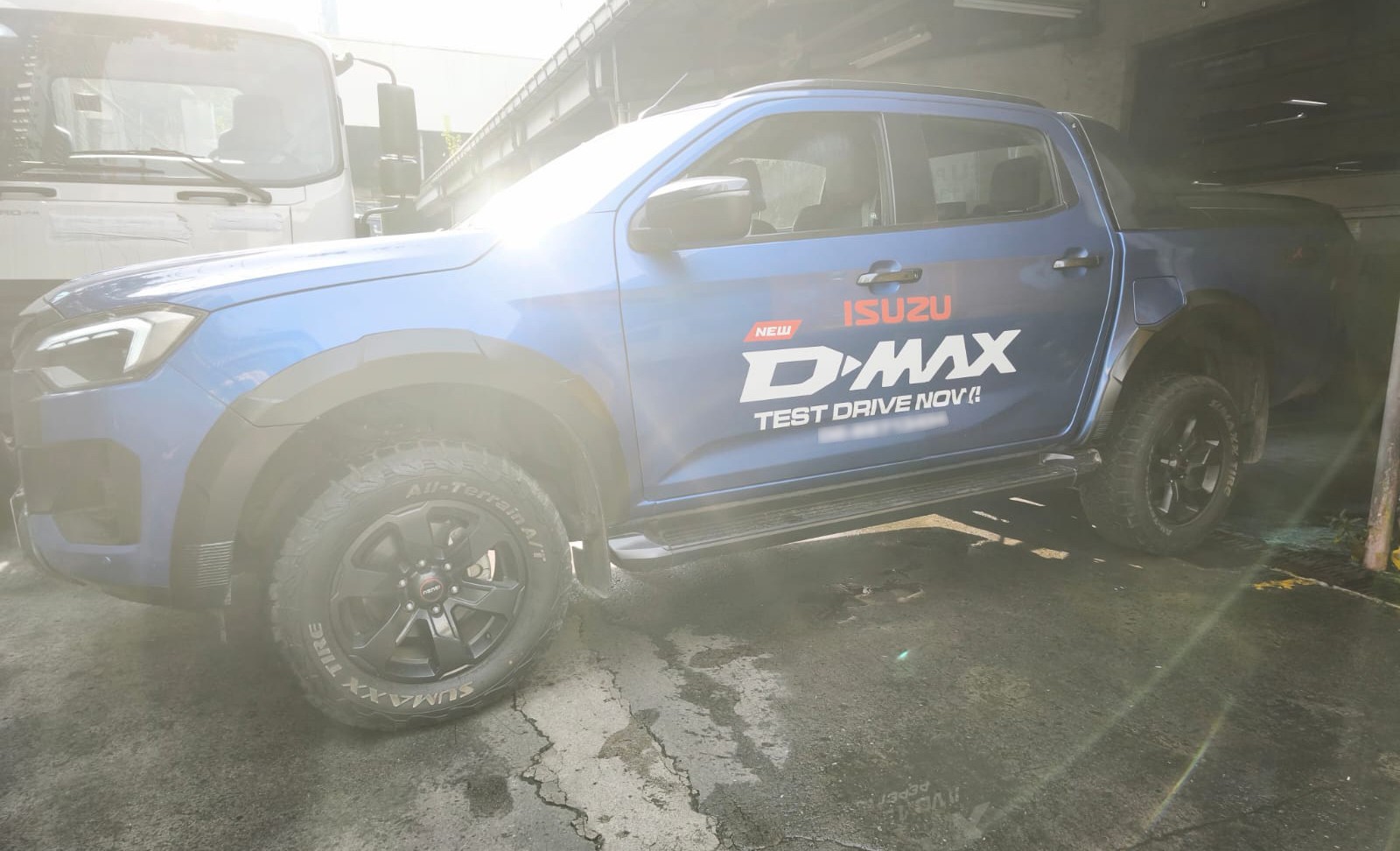 Used 1
                    ISUZU
                     for Sale Image