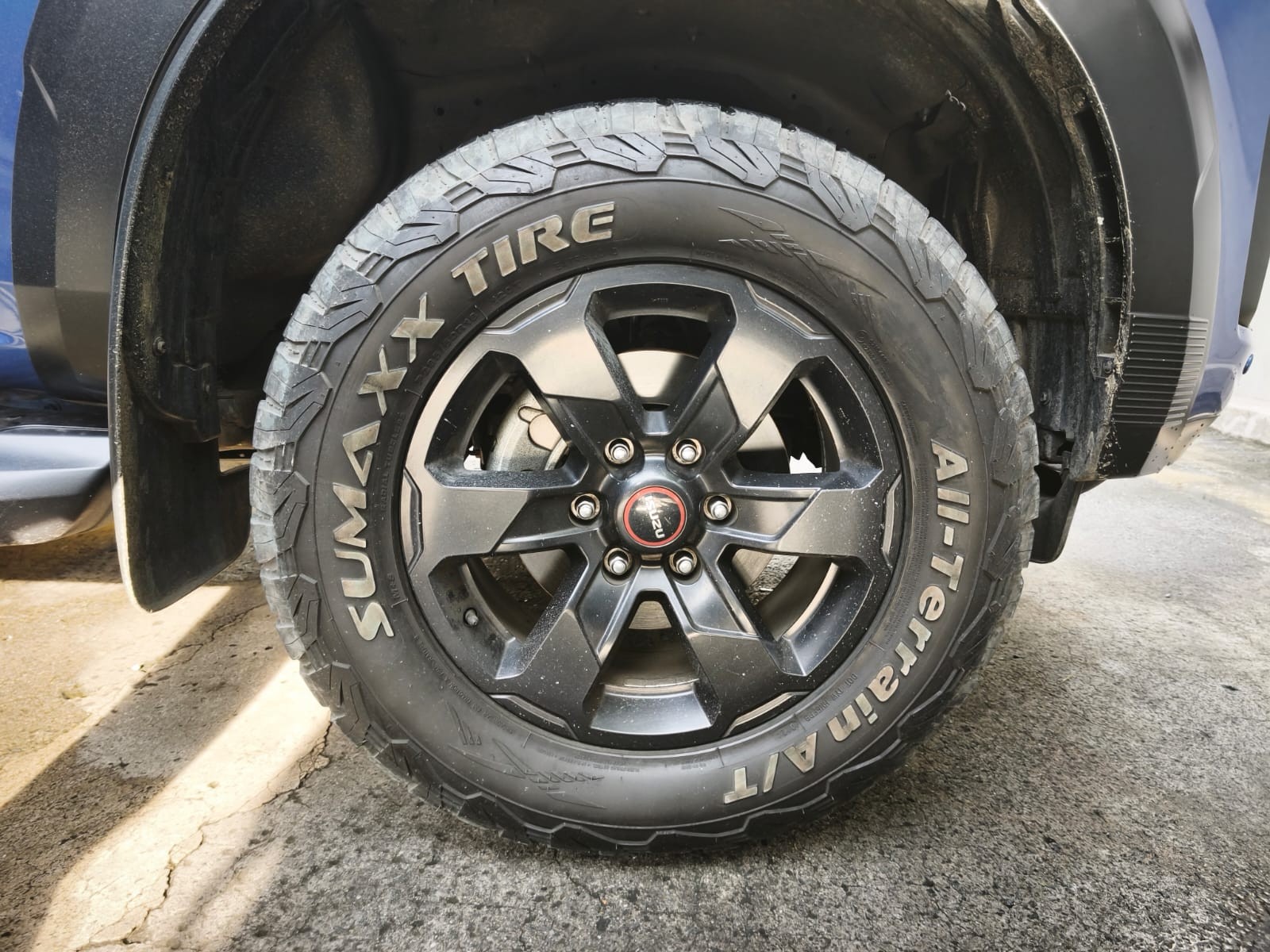 Used 1
                    ISUZU
                     for Sale Image