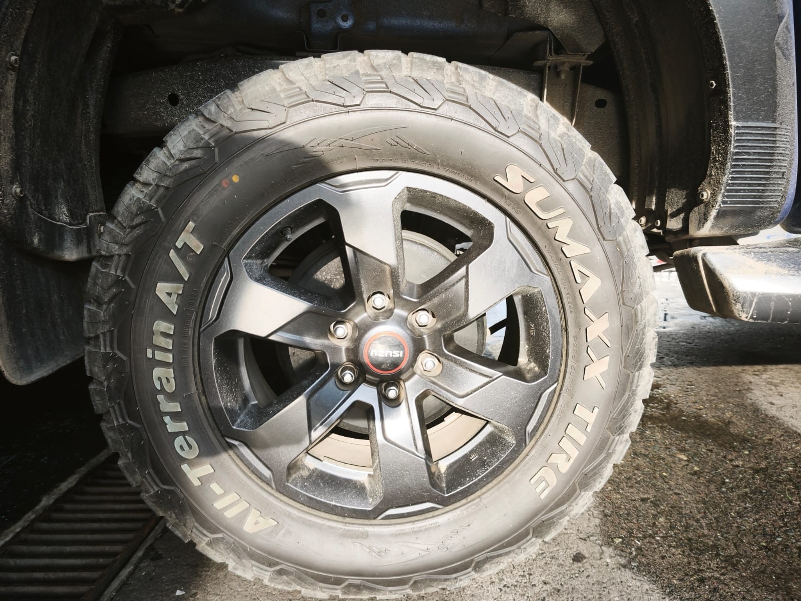 Used 1
                    ISUZU
                     for Sale Image
