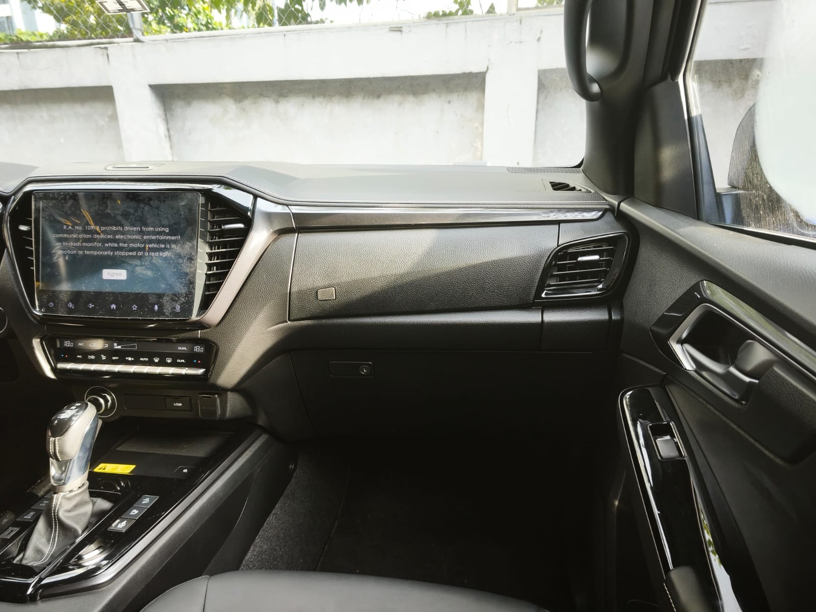 Used 1
                    ISUZU
                     for Sale Image