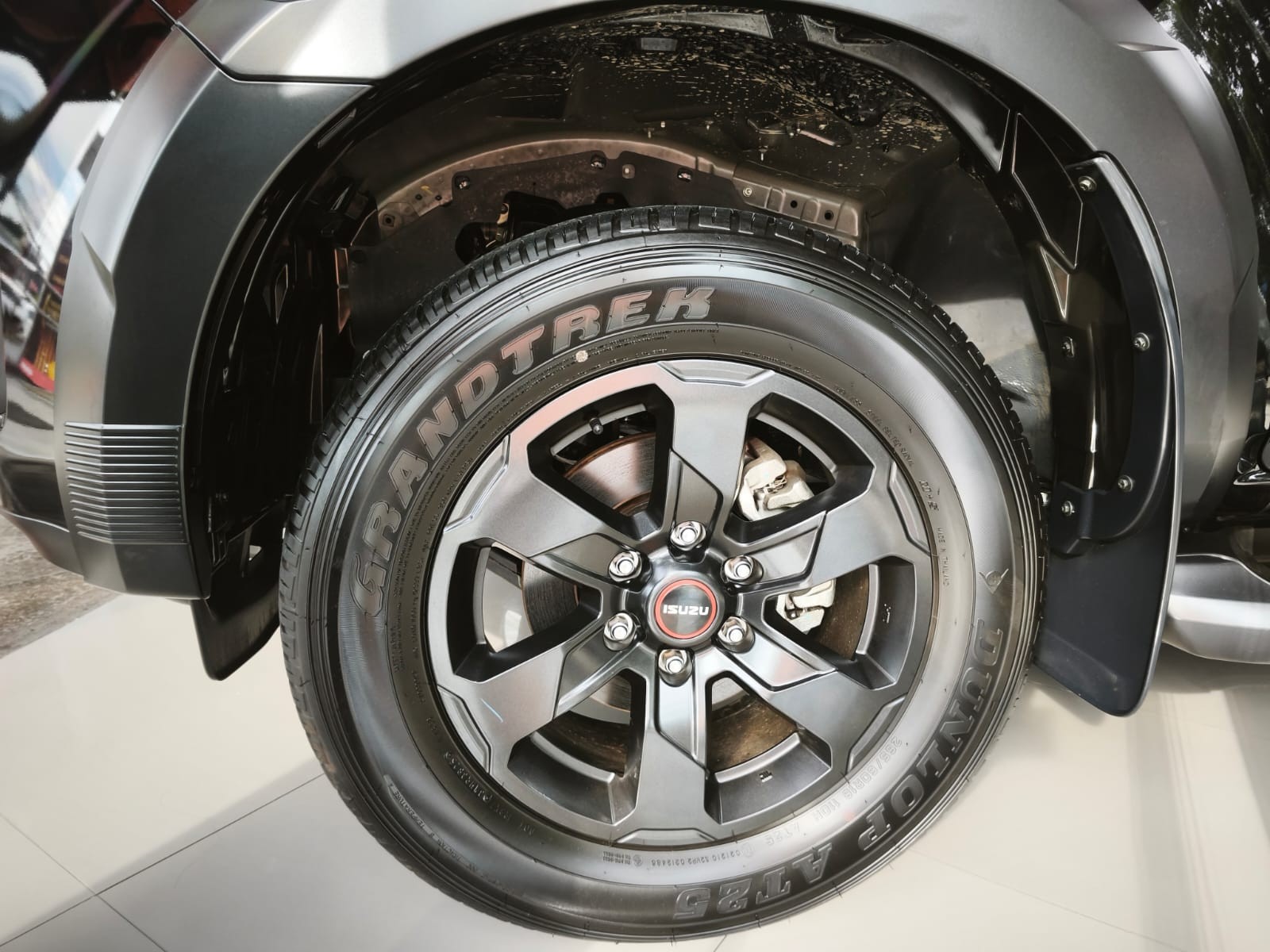 Used 1
                    ISUZU
                     for Sale Image