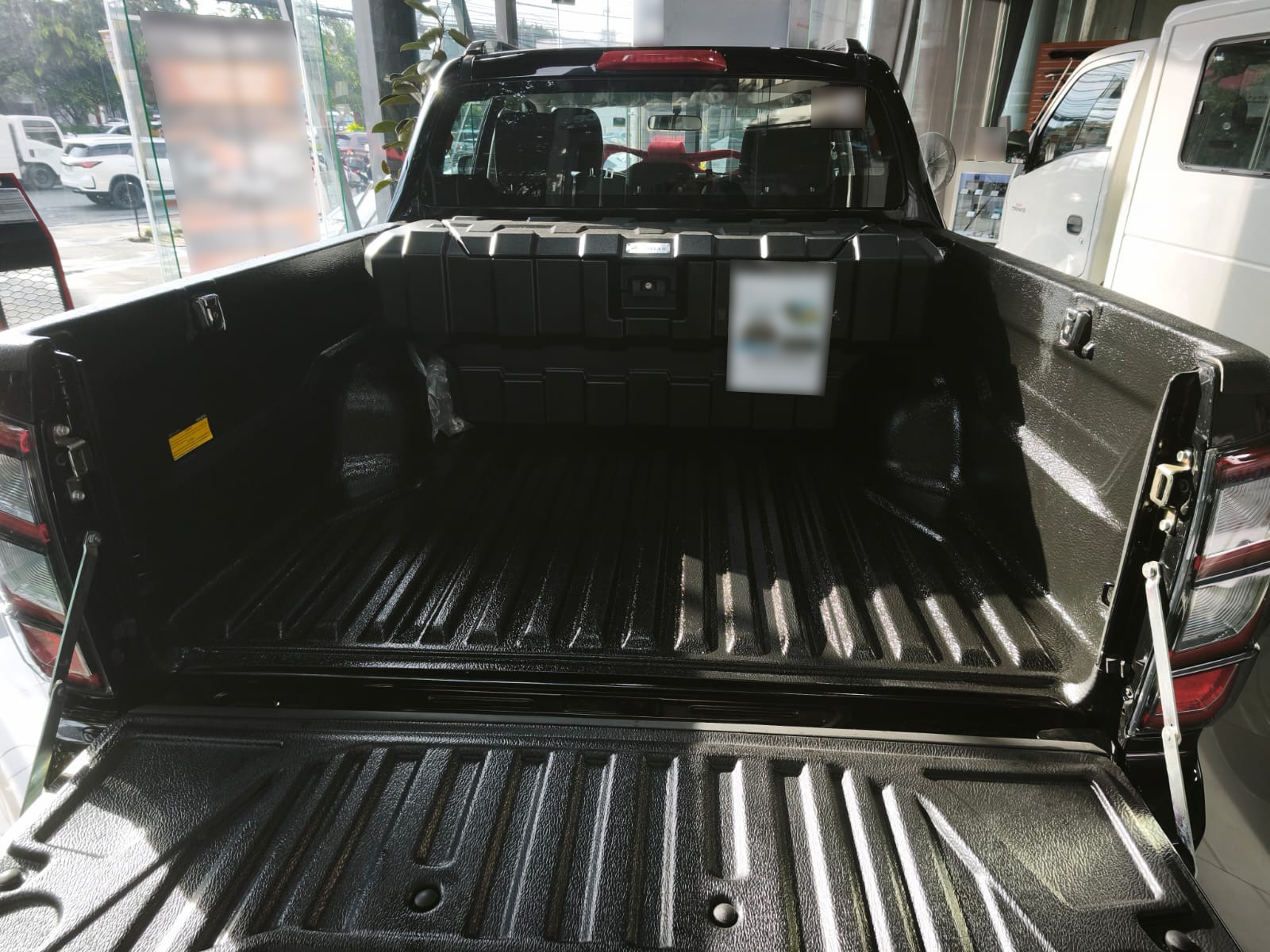 Used 1
                    ISUZU
                     for Sale Image