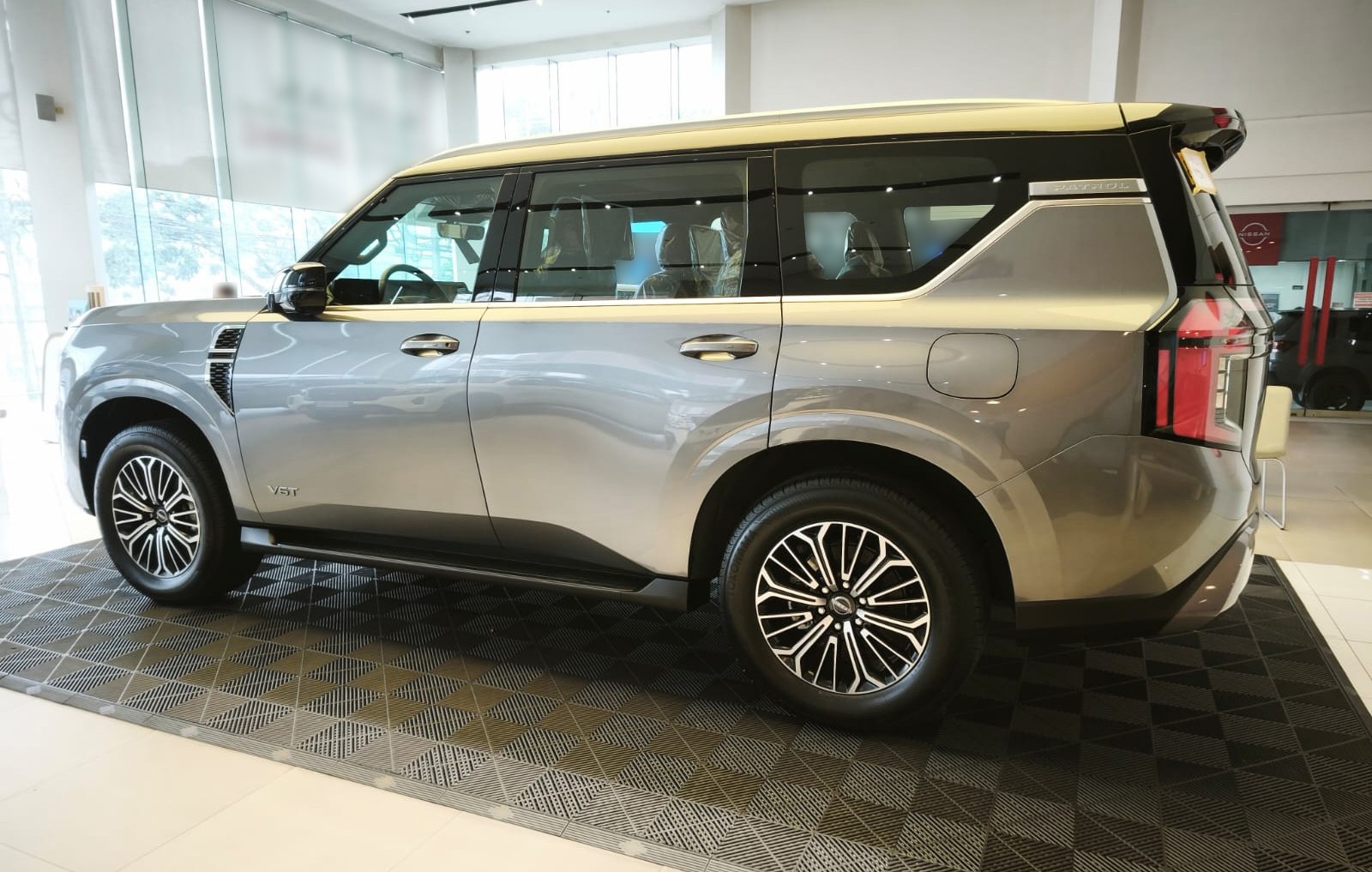 Used 1
                    NISSAN
                     for Sale Image