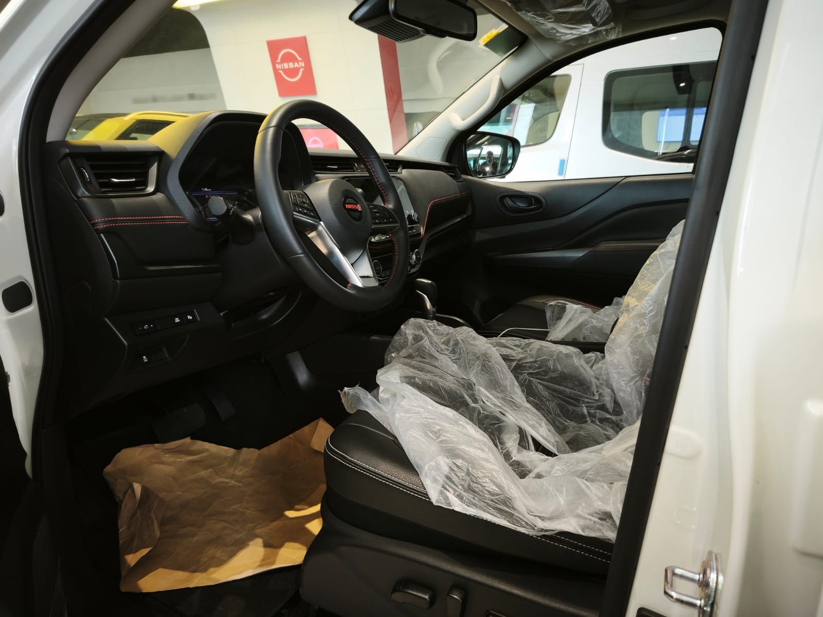 Used 1
                    NISSAN
                     for Sale Image