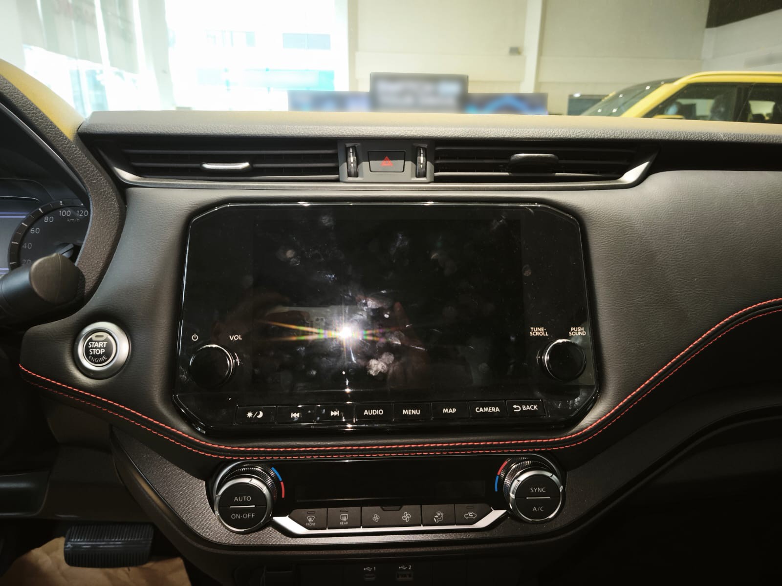 Used 1
                    NISSAN
                     for Sale Image