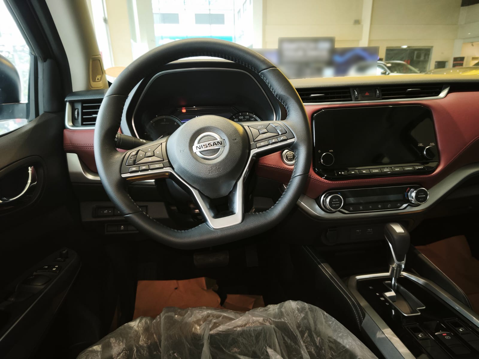 Used 1
                    NISSAN
                     for Sale Image