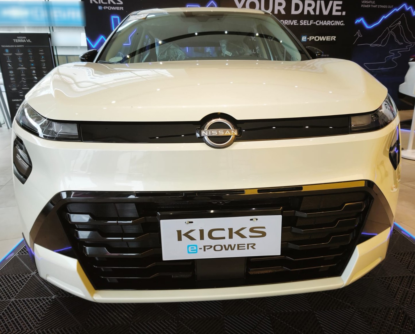 Used 1
                    NISSAN
                     for Sale Image