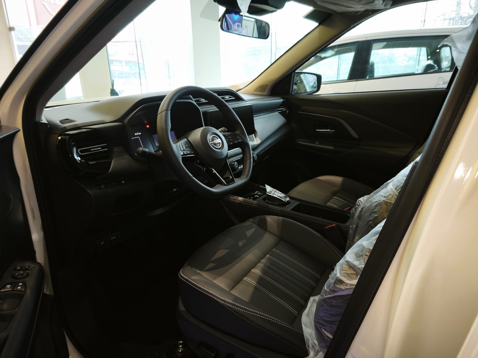 Used 1
                    NISSAN
                     for Sale Image