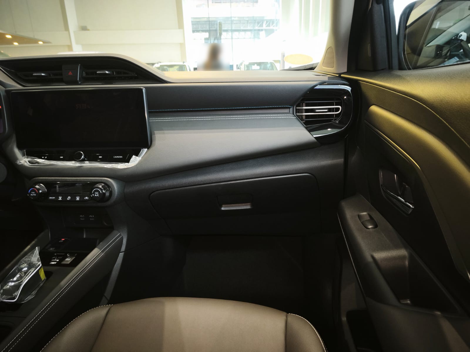 Used 1
                    NISSAN
                     for Sale Image