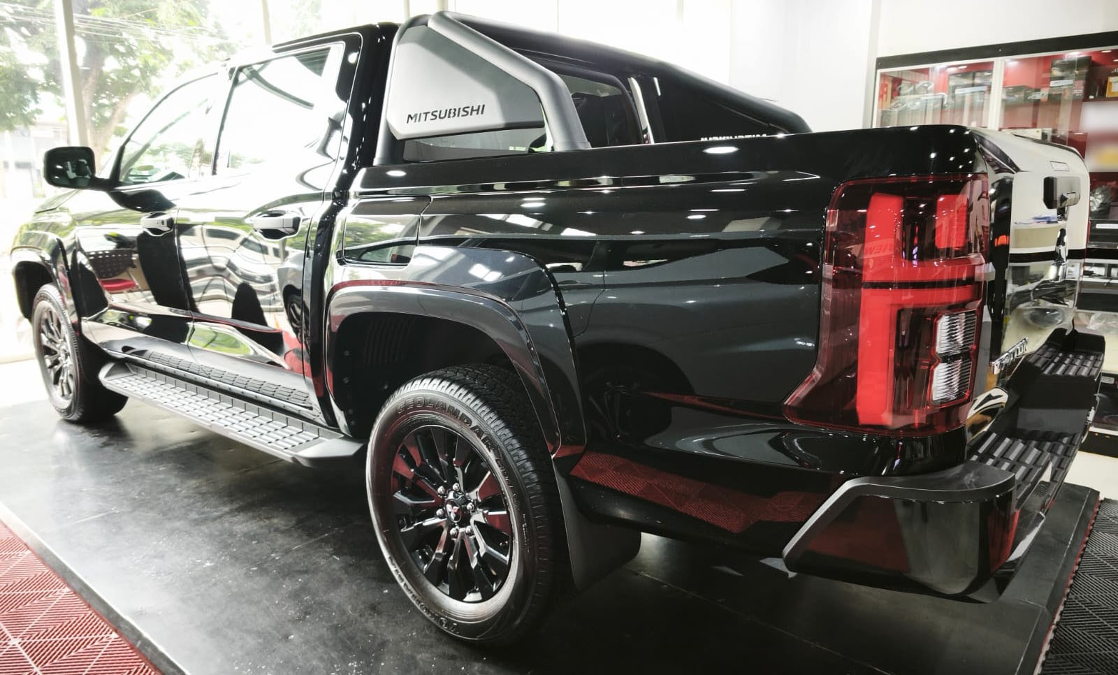 Used 1
                    MITSUBISHI
                     for Sale Image