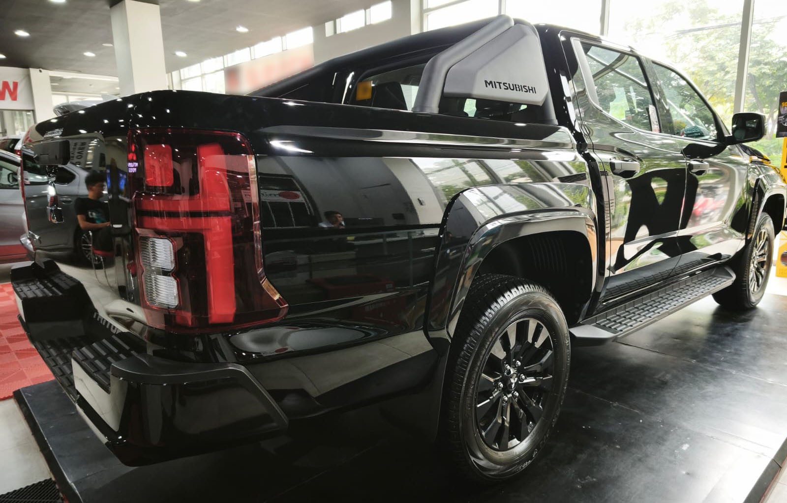 Used 1
                    MITSUBISHI
                     for Sale Image