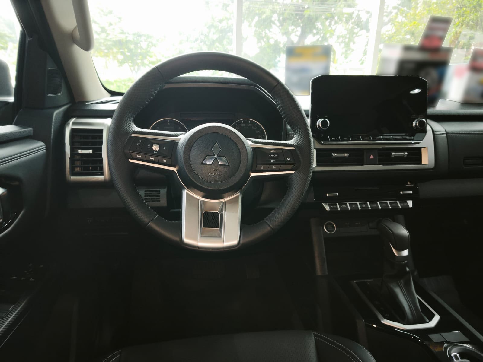 Used 1
                    MITSUBISHI
                     for Sale Image