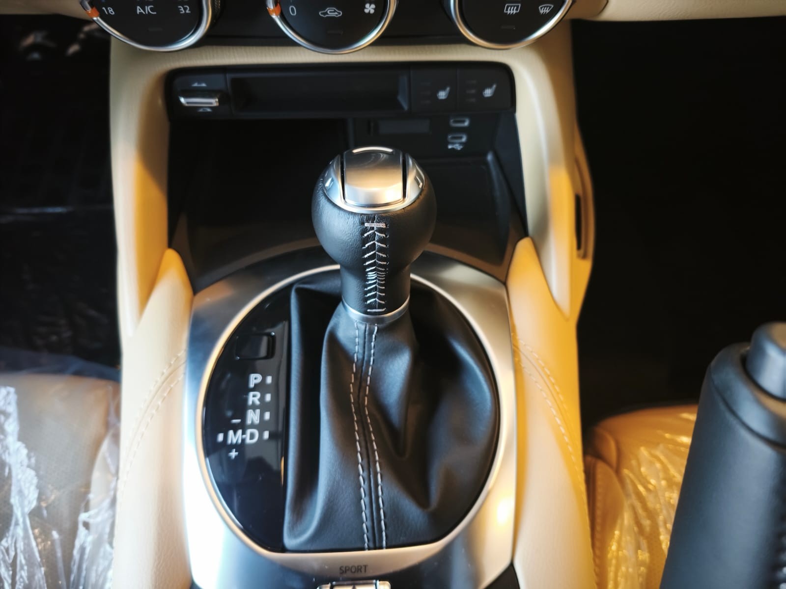 Used 1
                    MAZDA
                     for Sale Image