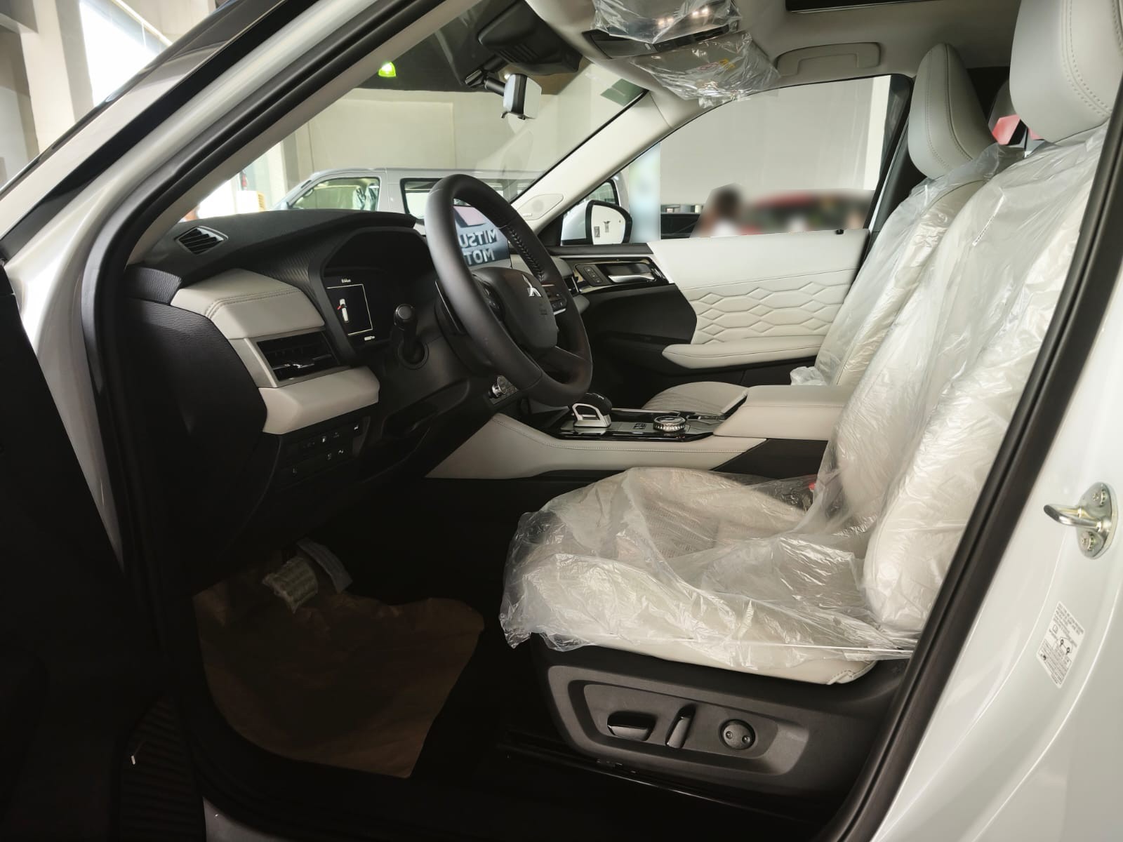Used 1
                    MITSUBISHI
                     for Sale Image