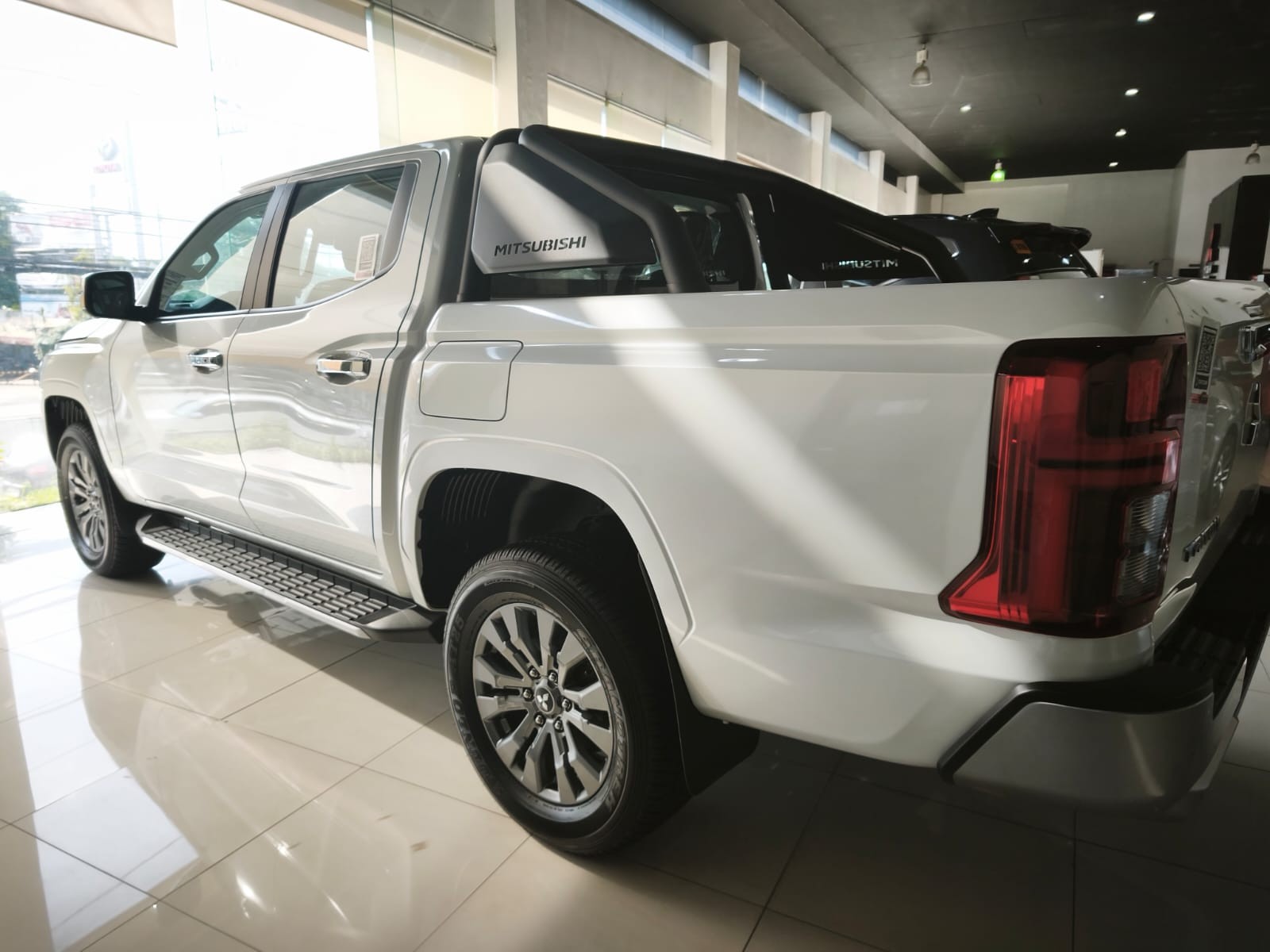 Used 1
                    MITSUBISHI
                     for Sale Image