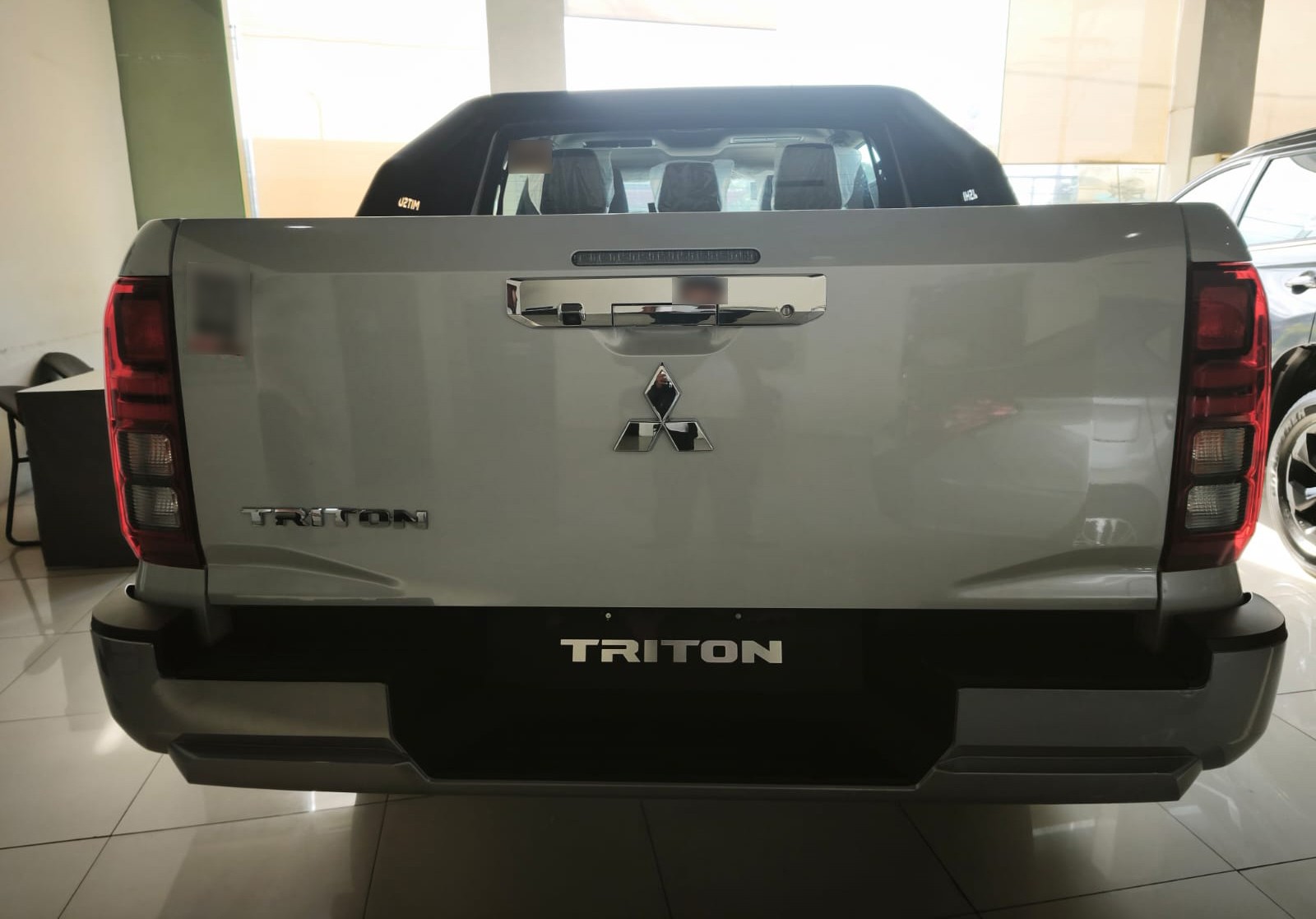 Used 1
                    MITSUBISHI
                     for Sale Image