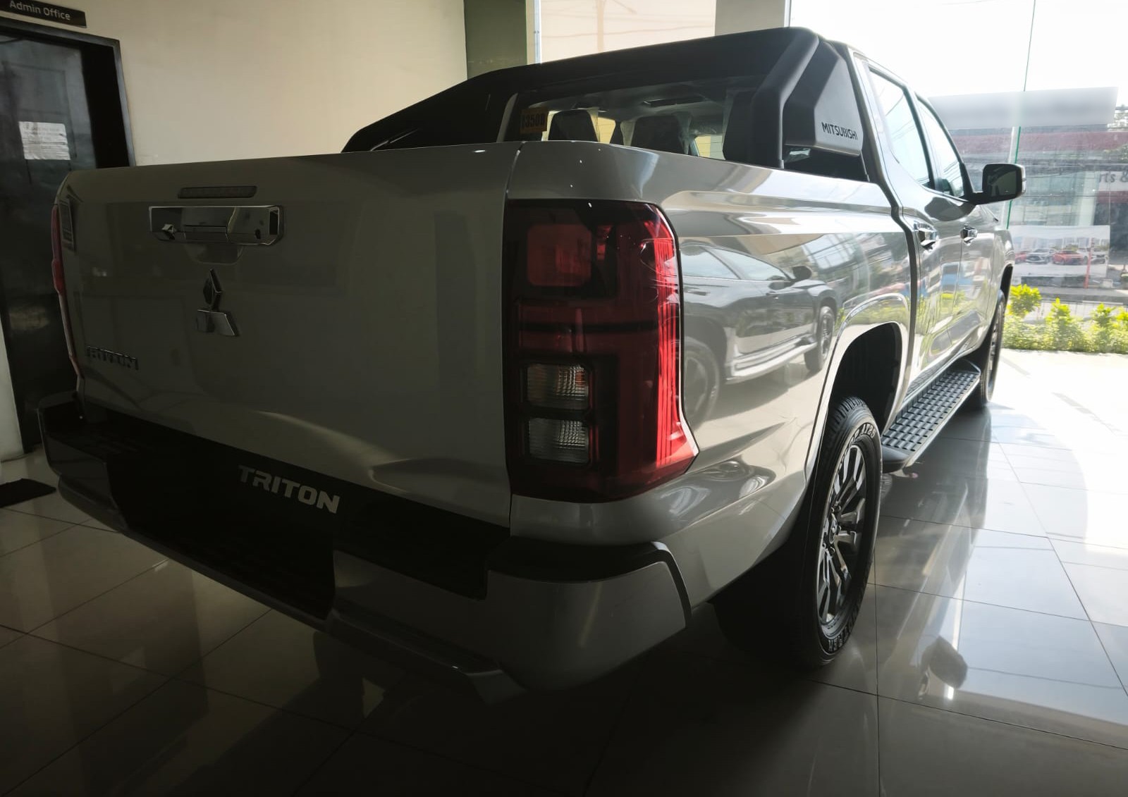 Used 1
                    MITSUBISHI
                     for Sale Image