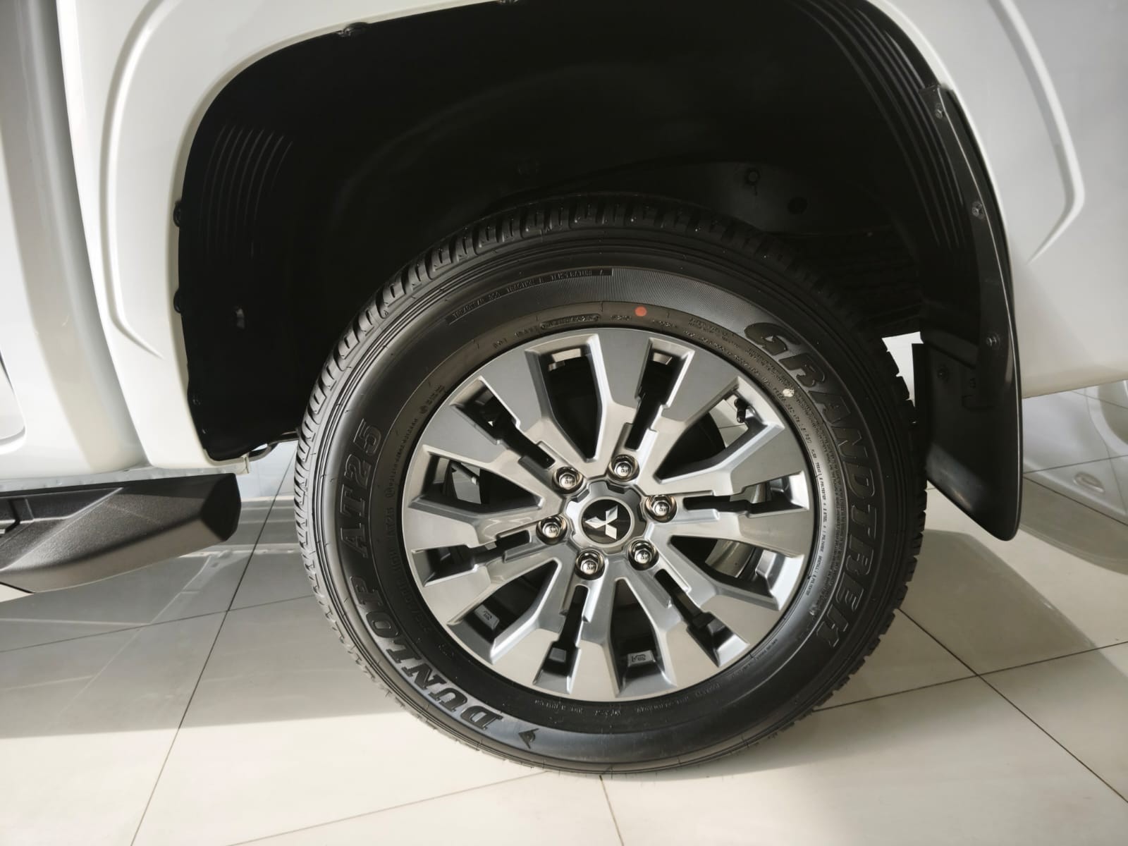 Used 1
                    MITSUBISHI
                     for Sale Image
