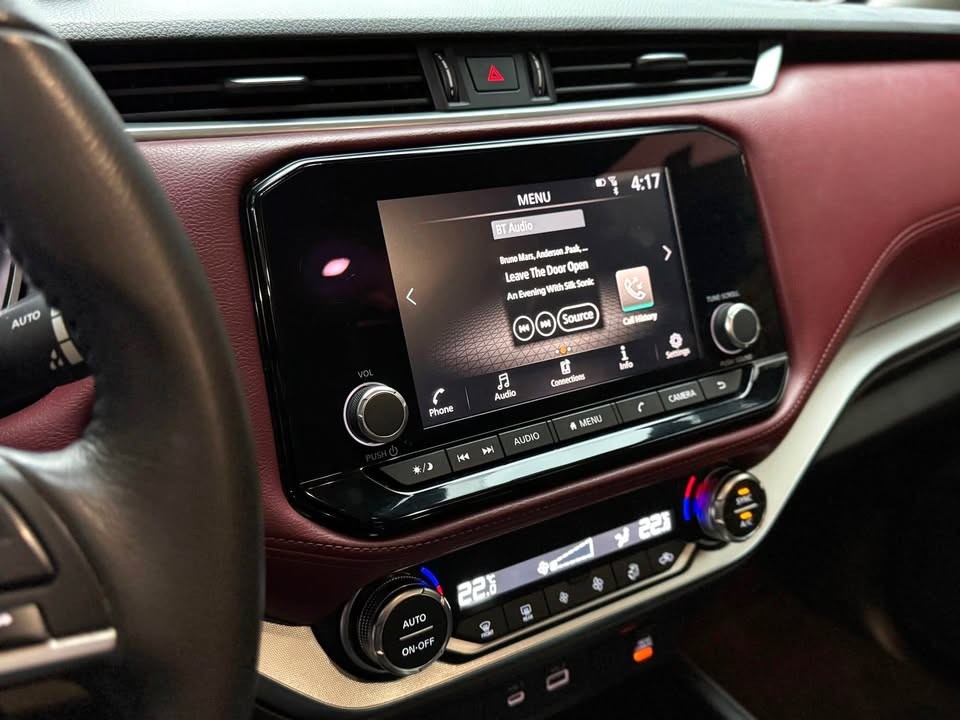 Used 1
                    NISSAN
                     for Sale Image