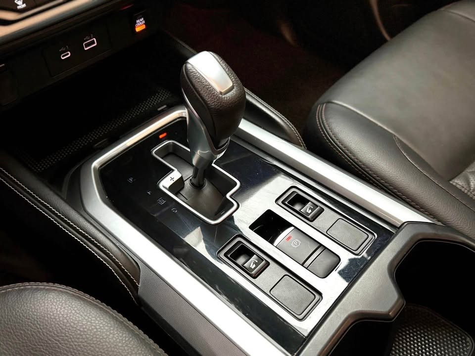 Used 1
                    NISSAN
                     for Sale Image