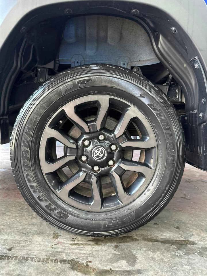 Used 1
                    TOYOTA
                     for Sale Image