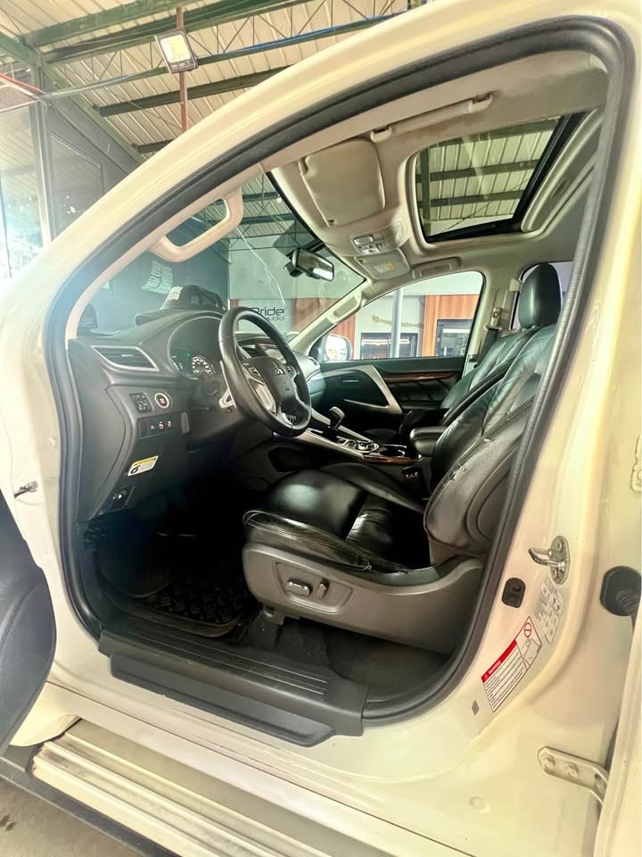 Used 1
                    MITSUBISHI
                     for Sale Image