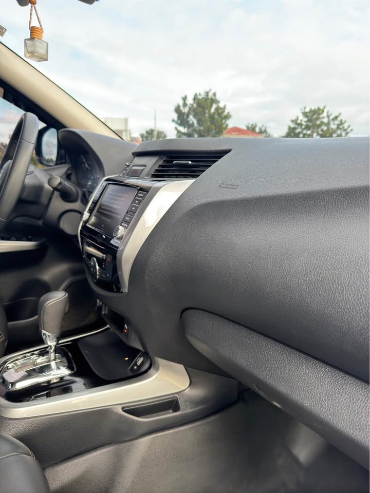 Used 1
                    NISSAN
                     for Sale Image