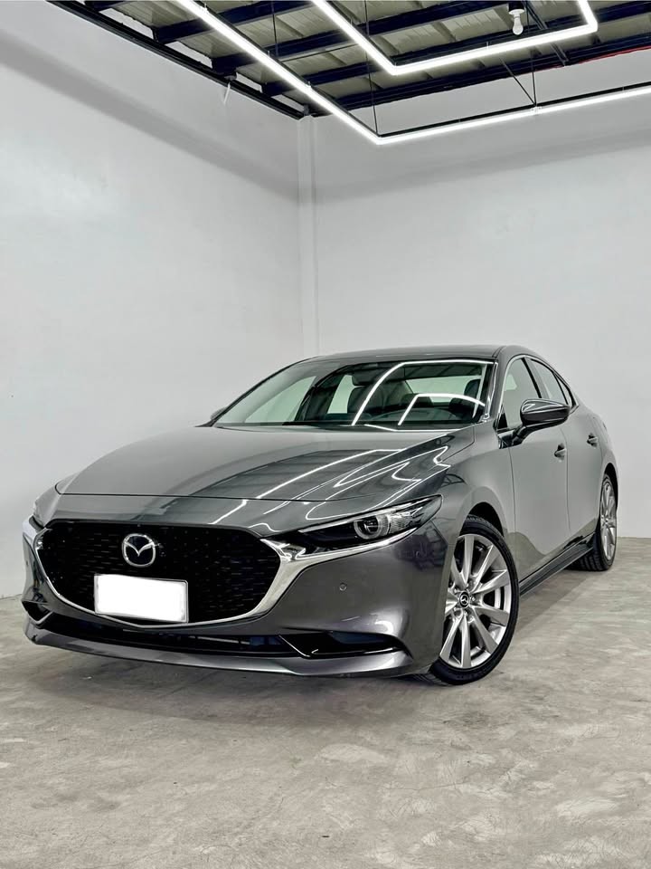 Used 1
                    MAZDA
                     for Sale Image