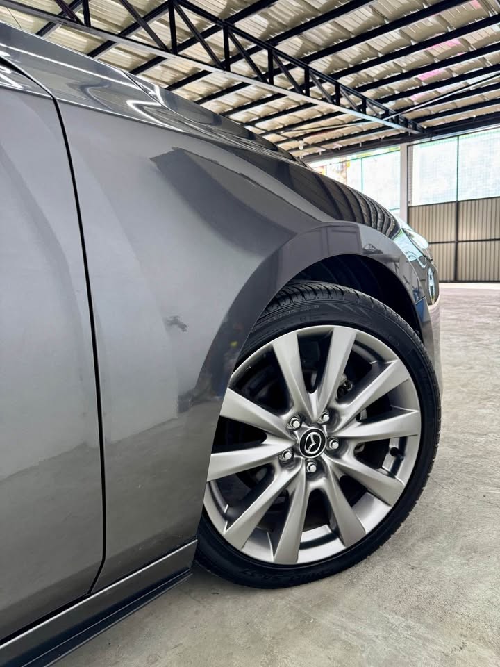 Used 1
                    MAZDA
                     for Sale Image