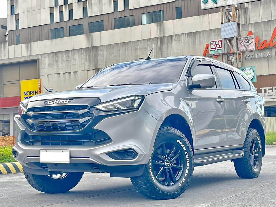 Used 1
                    ISUZU
                     for Sale Image