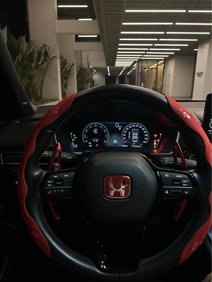 Used 1
                    HONDA
                     for Sale Image