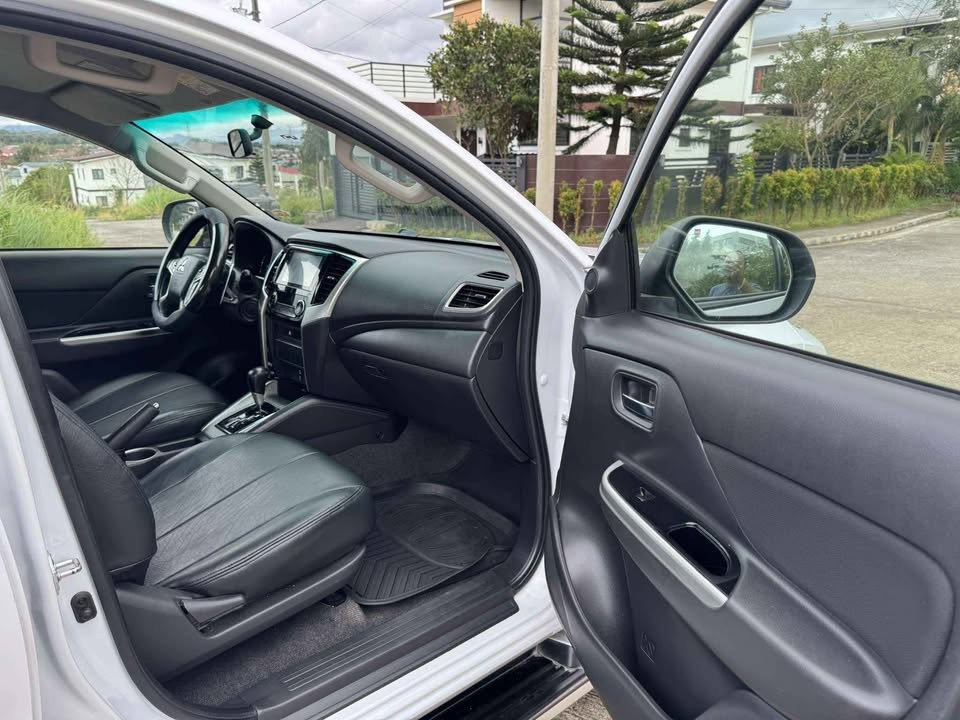 Used 1
                    MITSUBISHI
                     for Sale Image