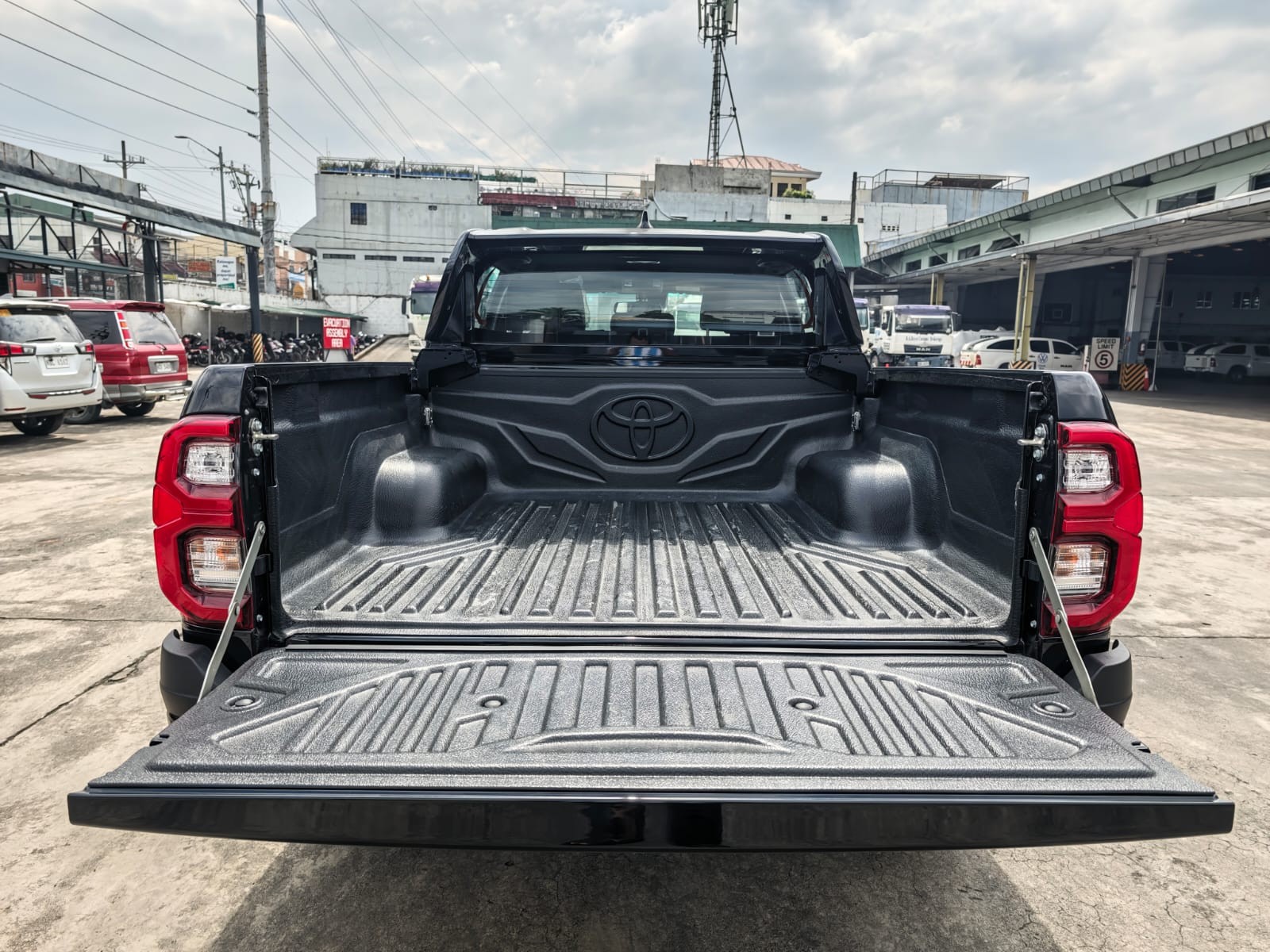 Used 1
                    TOYOTA
                     for Sale Image