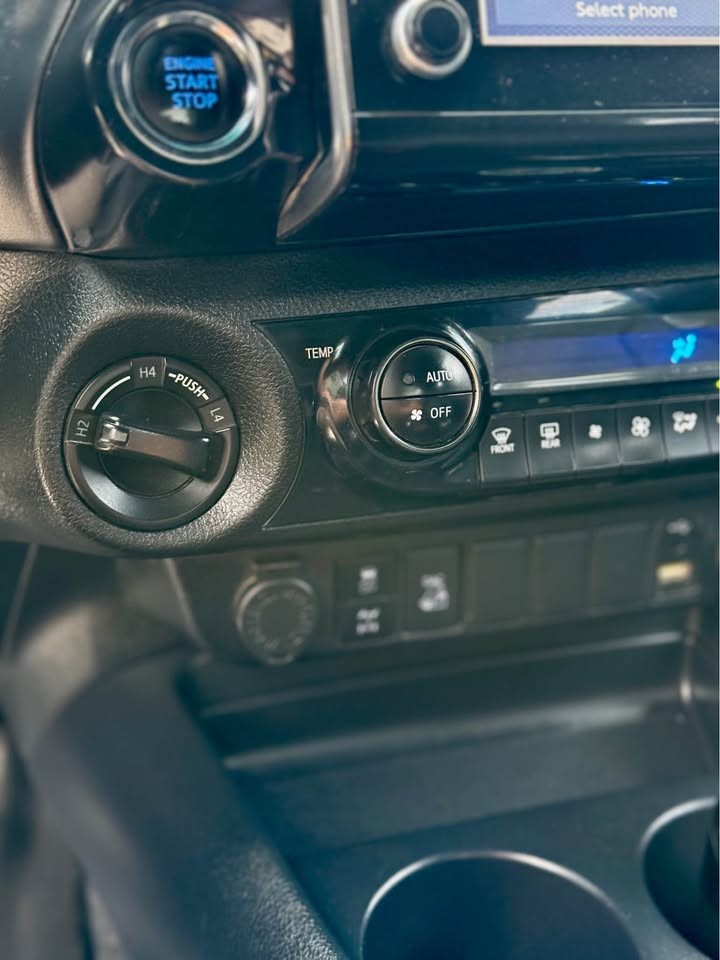 Used 1
                    TOYOTA
                     for Sale Image